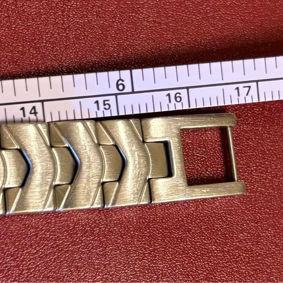 Harley Davidson Women’s Bulova watch - Picture 3 of 4